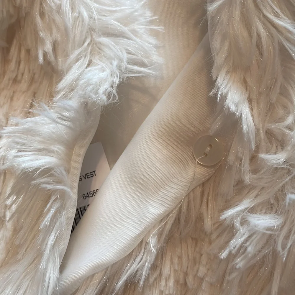 Faux Fur Vest - Picture 3 of 3